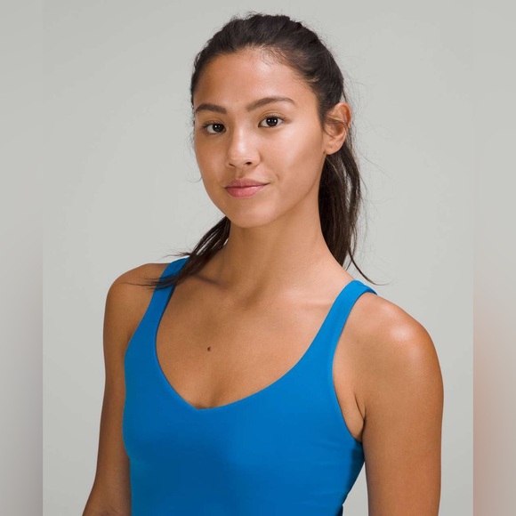 Lululemon Align Waist-Length Tank Top
Poolside bright kobalt blue shelf bra - Picture 4 of 11
